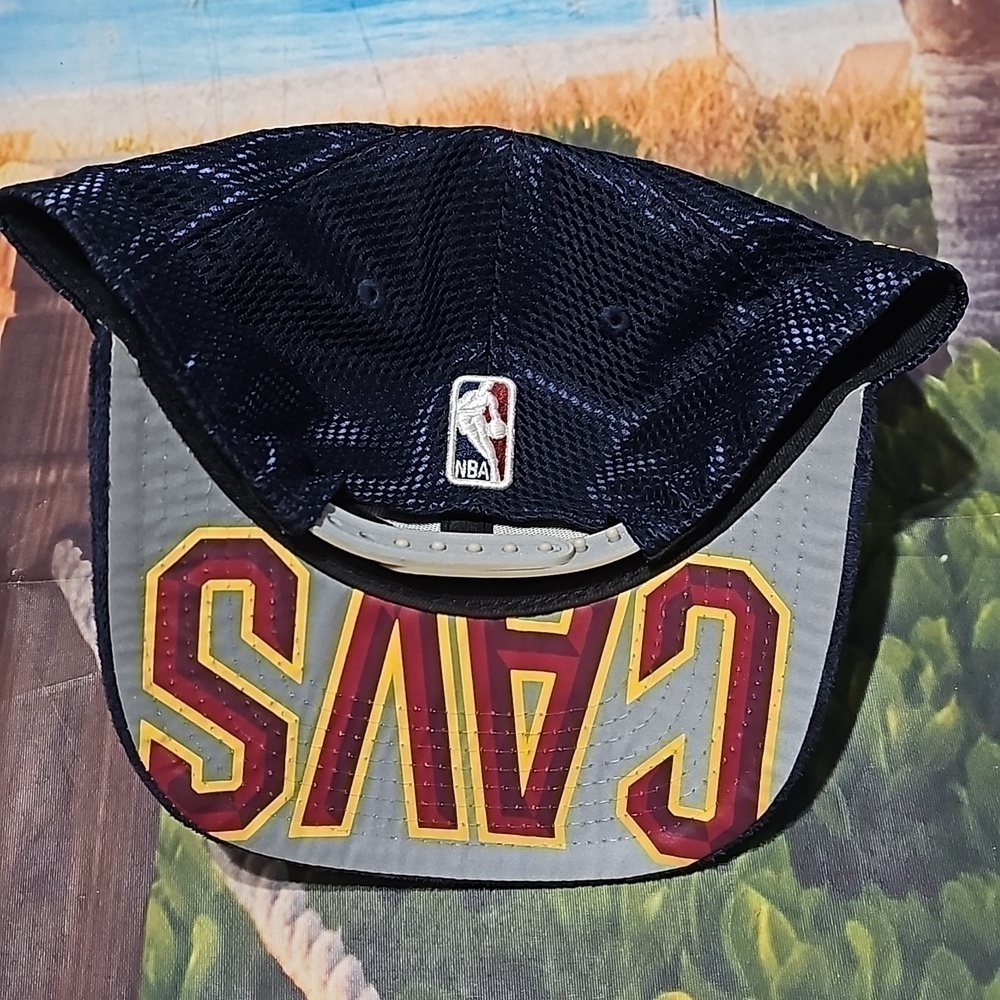 Cleveland Cavaliers Suede‎ Brim Snapback Hat - Picture 8 of 8